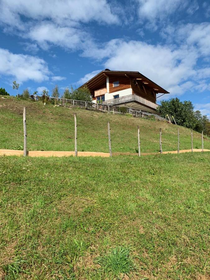 Villa Alberta Tenna Kültér fotó